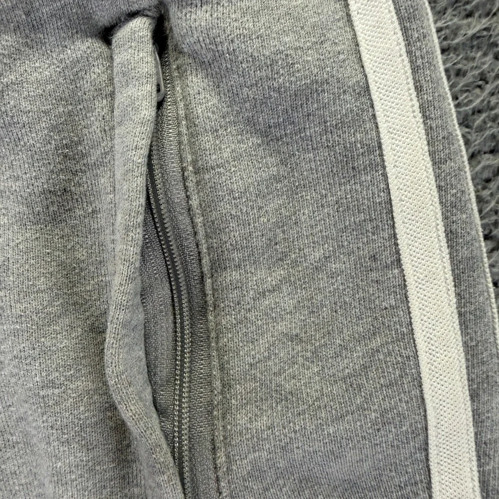 Adidas Shorts Mens M Gray Cotton Sweat Running Sports Performance 3-Stripes